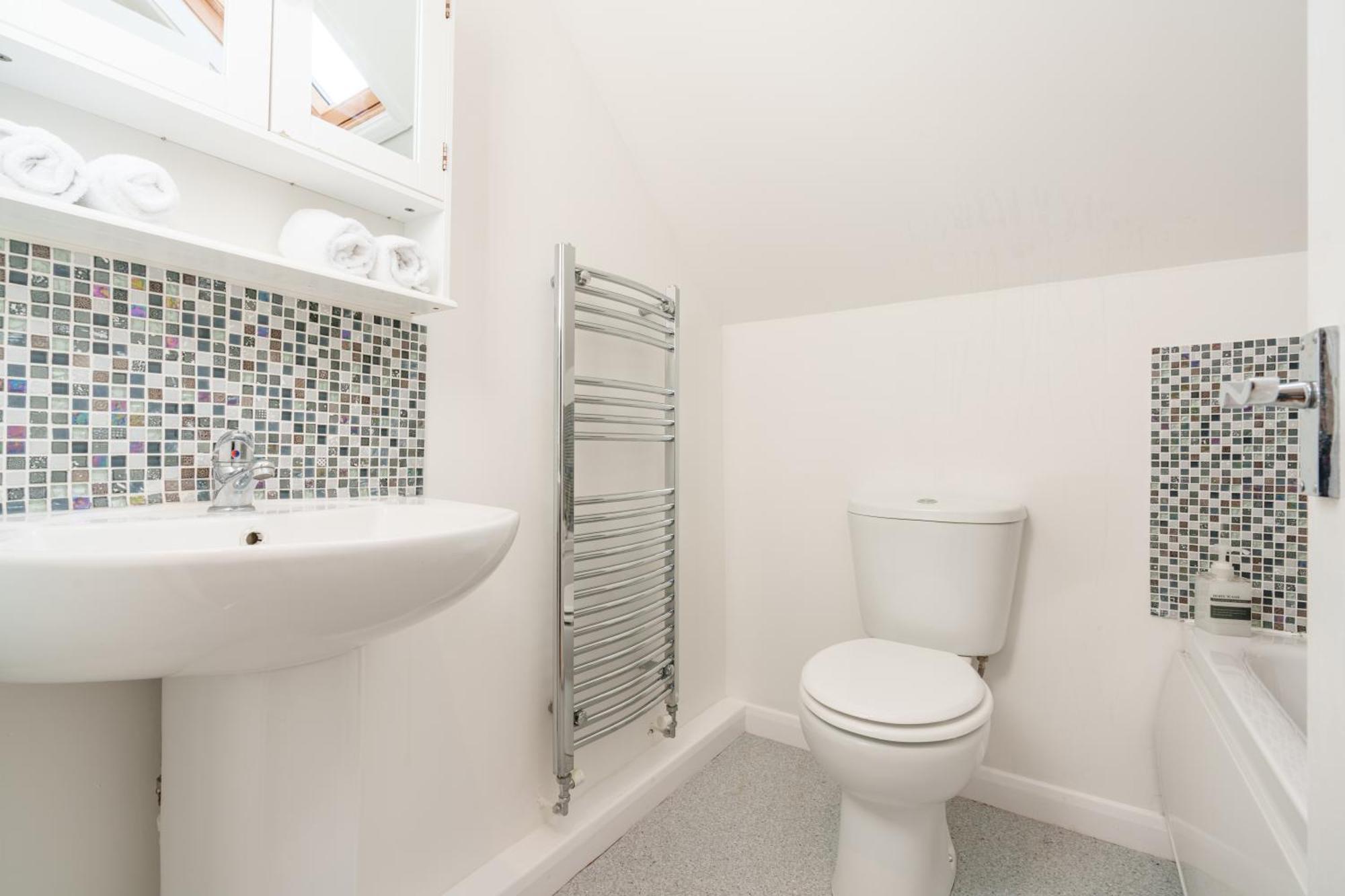 Offa'S Lodge Family Home Quiet Area With Sea Views Prestatyn Exterior foto