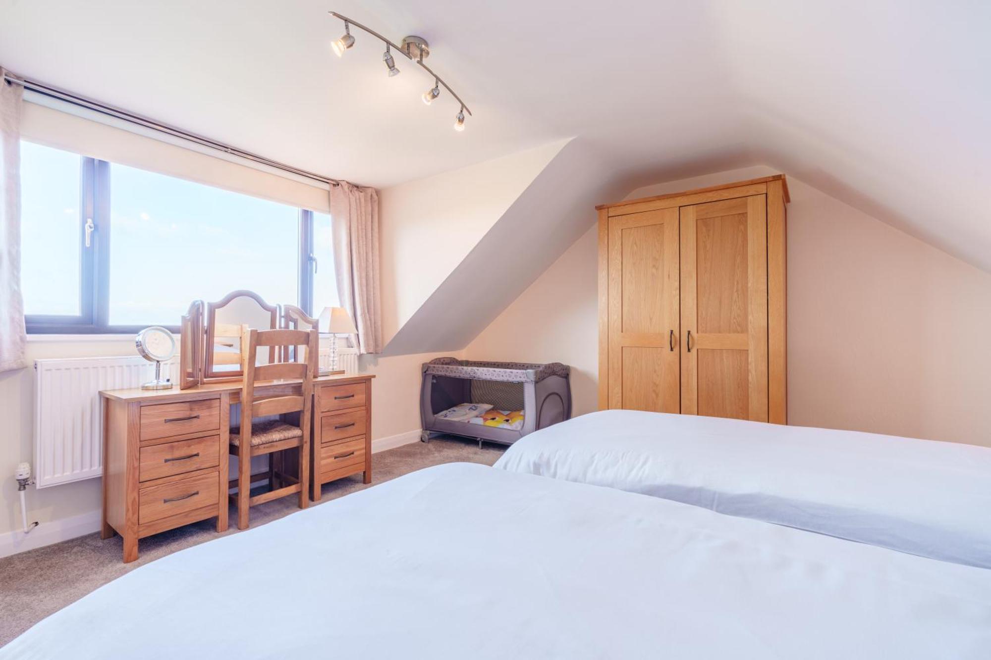 Offa'S Lodge Family Home Quiet Area With Sea Views Prestatyn Exterior foto